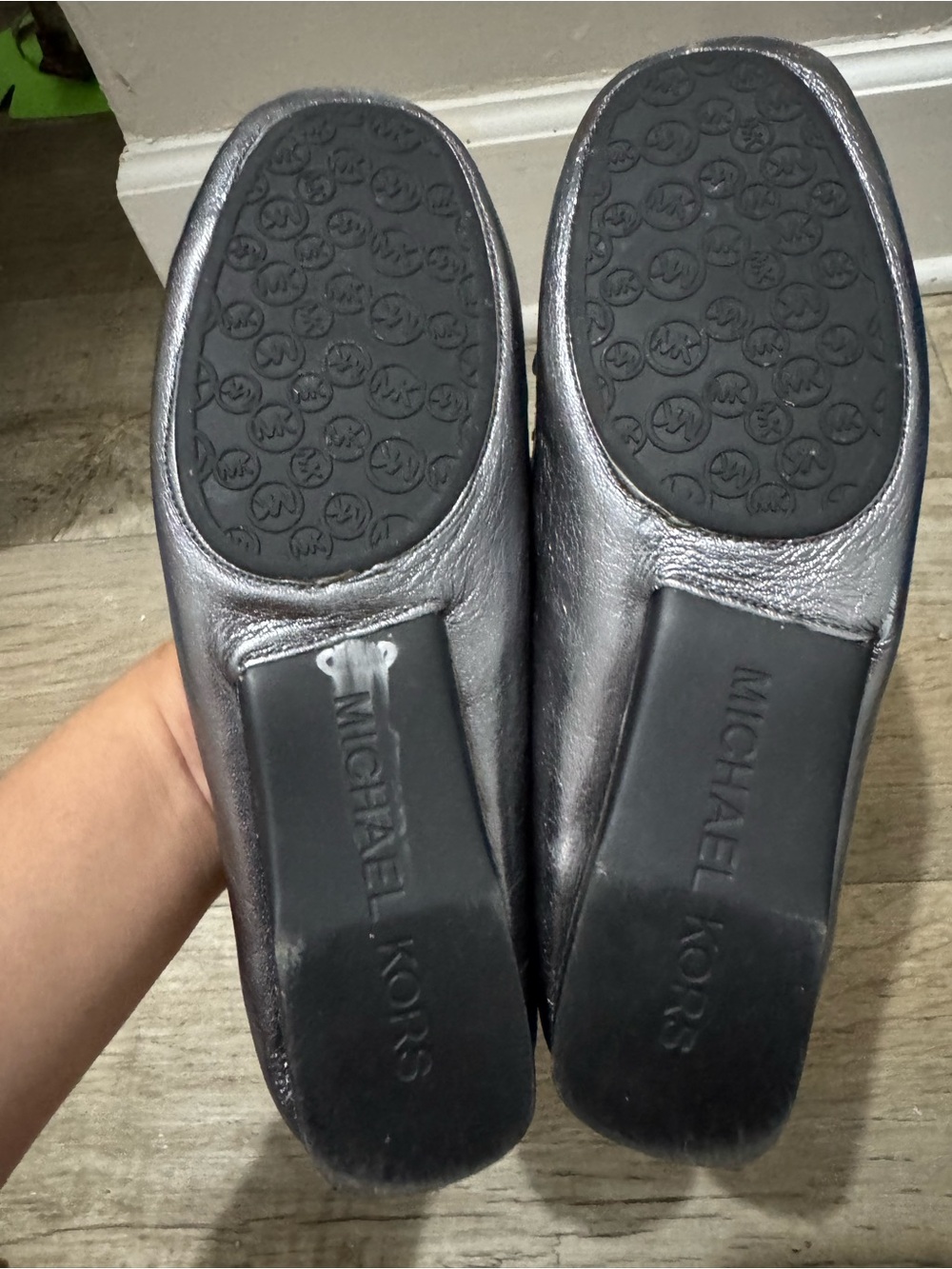 Michael Kors Loafers size 8 M Pair - Picture 4 of 11